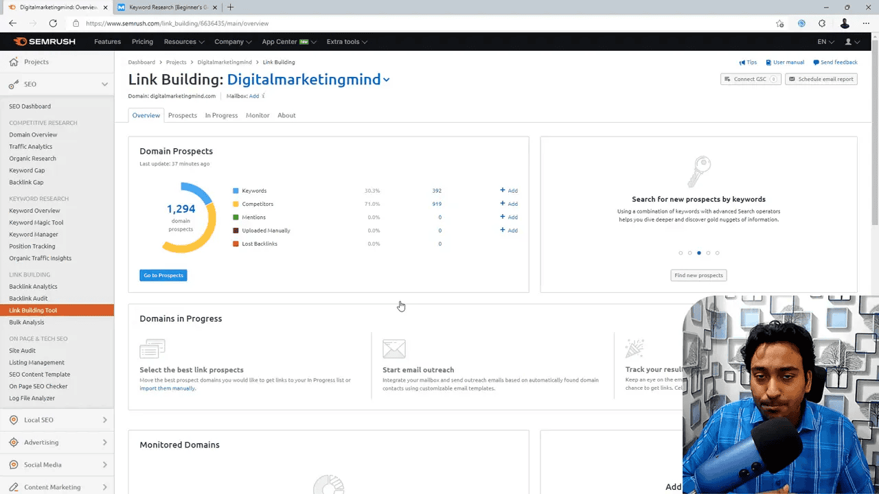 Semrush Link Building Tool overview showing domain prospects and outreach panels